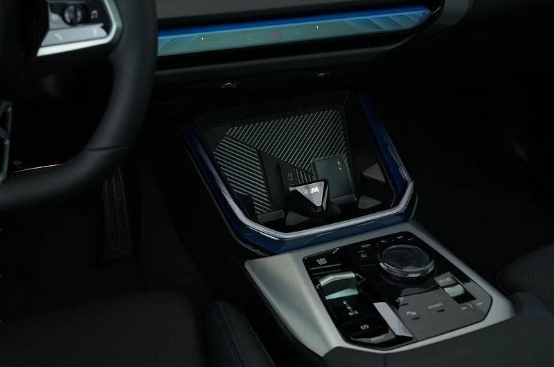 BMW X3 30e xDrive El tažné Harman TOP - fotka 11 z 11