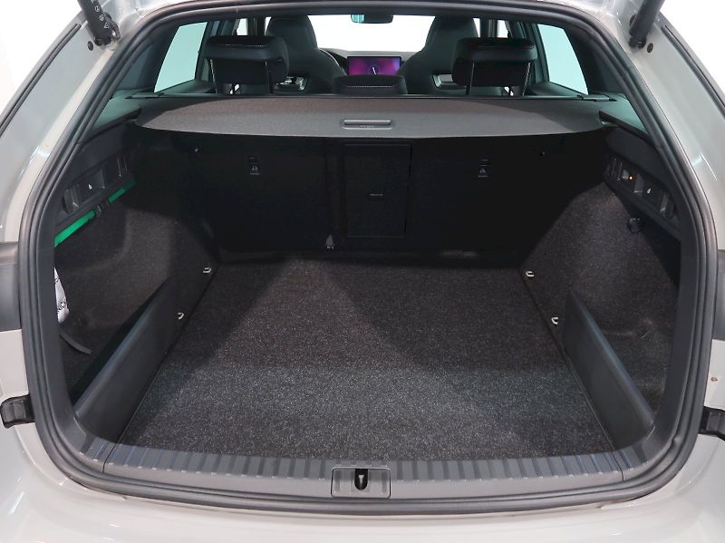 Škoda Octavia (2025) SPORTLINE 2.0TDI 110KW PANORAM - fotka 42 z 45
