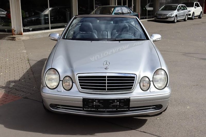 Mercedes-Benz CLK 55 AMG V8 CABRIO 255kW - fotka 3 z 50