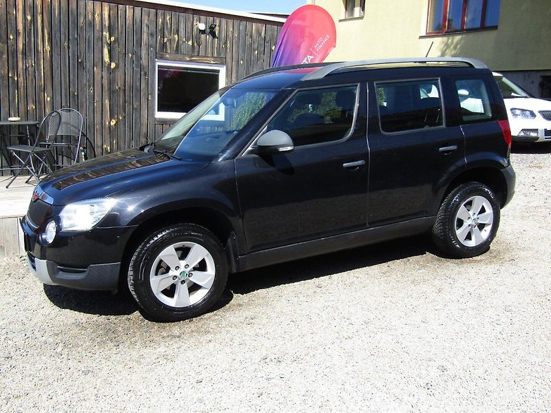 Škoda Yeti (2013) 1.2 TSI 77kW BEZ KOROZE - fotka 2 z 36