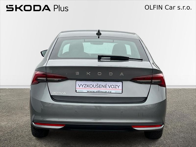 Škoda Octavia 1,5 TSi 110 kW SELECTION  IV. - fotka 9 z 24