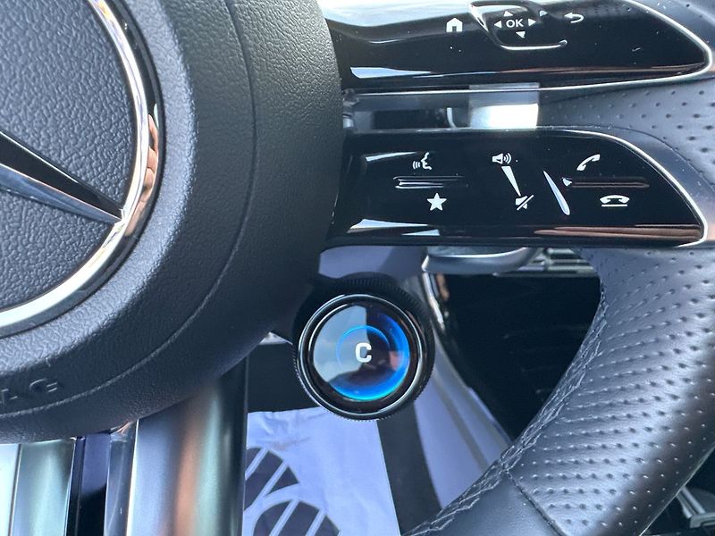 Mercedes-Benz Třídy A 35 AMG 4MATIC - fotka 19 z 20