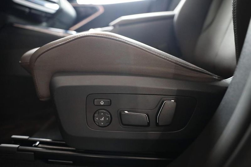 BMW X3 xDrive 40d - fotka 15 z 22