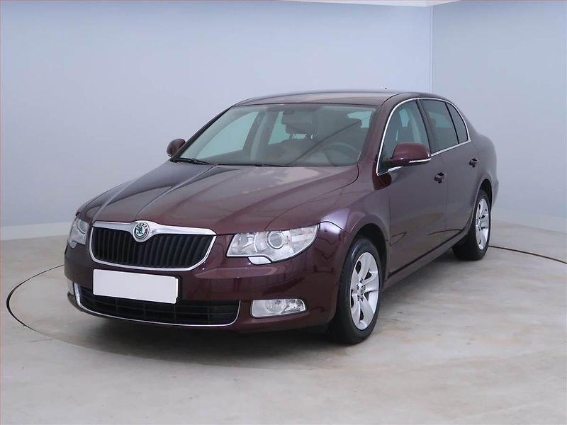 Škoda Superb (2010) Elegance 2.0 TDI, Automat - fotka 2 z 15