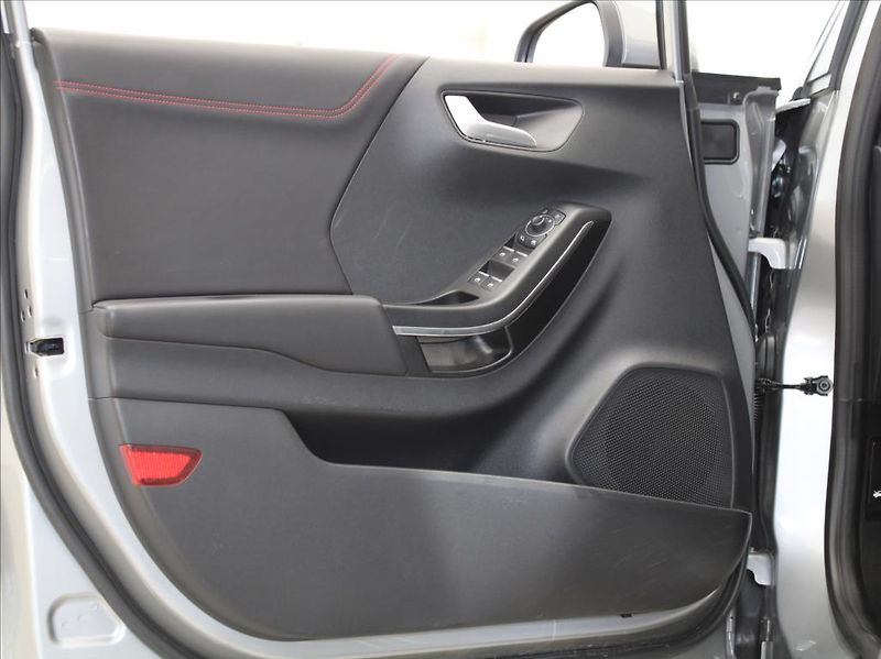 Ford Puma 1,0 EB 114kW ST-Line B&O 1.maj - fotka 15 z 23