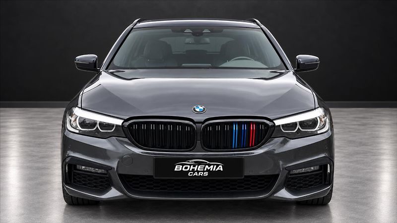 BMW Řada 5 3,0 530D Touring 195 kW xDrive - fotka 2 z 12