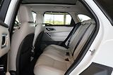 Land Rover Range Rover Velar R-Dynamic HSE, Masáž, Vzduch - náhled 43