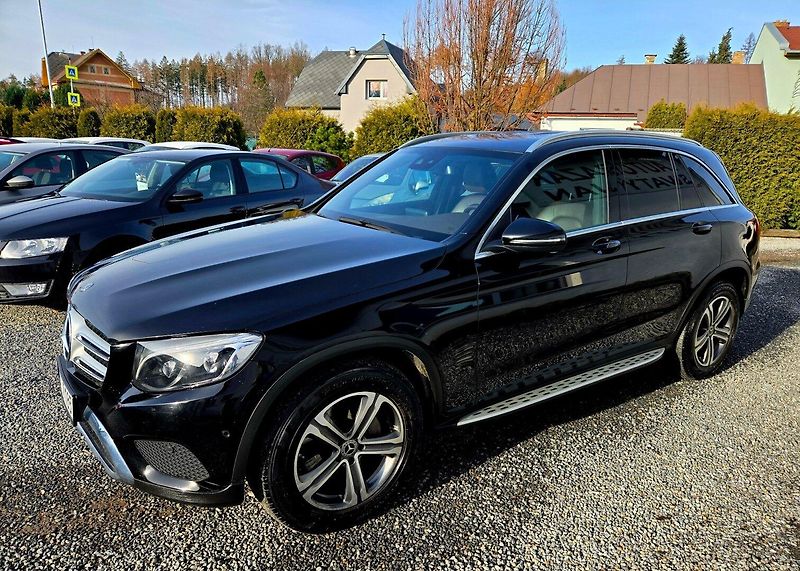 Mercedes-Benz GLC (2018) 2.2 250 D 4x4, DPH - fotka 7 z 24