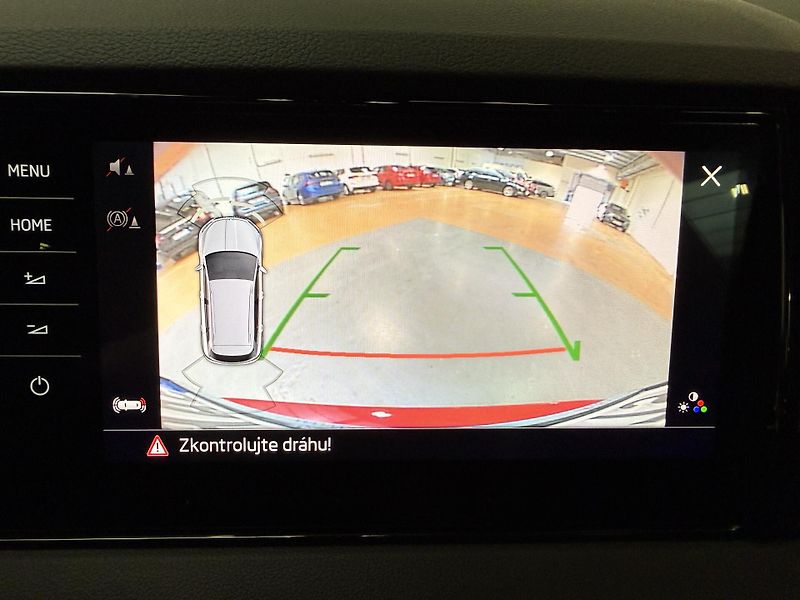 Škoda Karoq 2.0 TDI 110kW Sportline Exclus - fotka 8 z 13