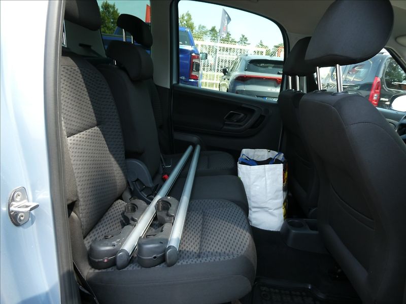 Škoda Roomster 1,2 TSi 2x kola,KLIMA,tempomat - fotka 22 z 43