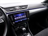 Škoda Superb 2,0 TDI 110kW CZ Style DSG - náhled 26