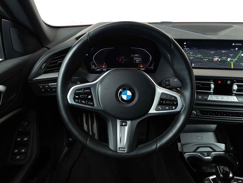 BMW Řada 2 218i Gran Coupé - fotka 13 z 22