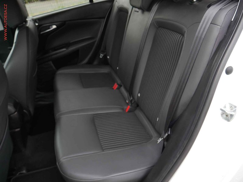 Fiat Tipo (2018) 1.4, AC, LED, navi - fotka 10 z 15