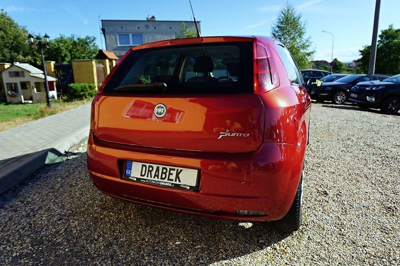Fiat Grande Punto (2007) 1,2 48 kW - fotka 5 z 32