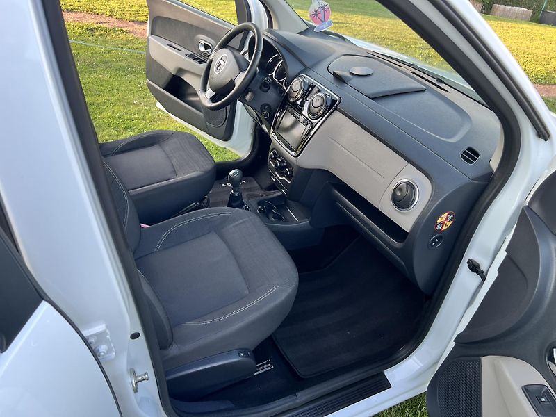 Dacia Lodgy 1.5DCI 79KW,7MÍST,KLIMA,NAVI - fotka 22 z 44