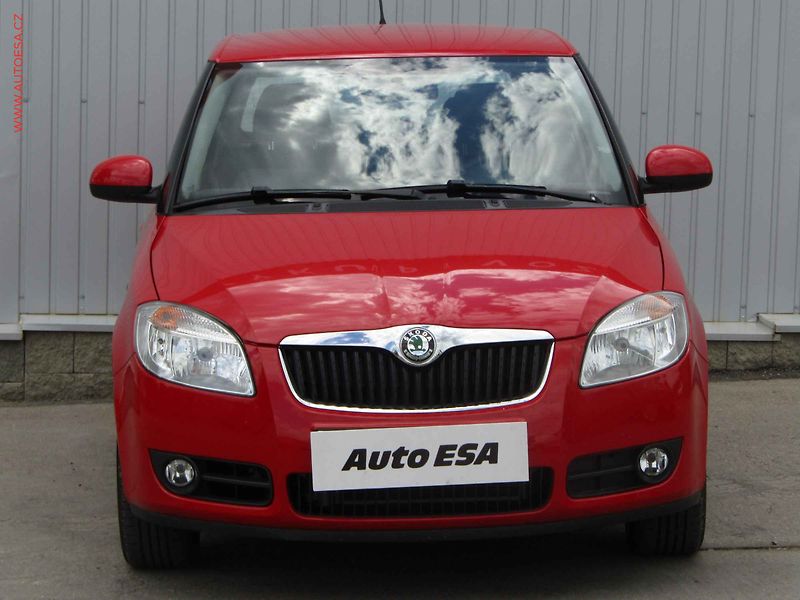 Škoda Fabia (2009) 1.2 HTP, ČR - fotka 2 z 15