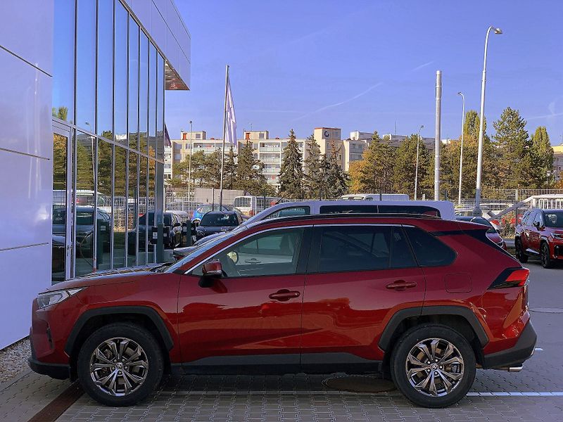 Toyota RAV4 COMFORT STYLE 2.5 HEV 4x4 AT - fotka 14 z 32