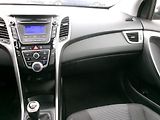 Hyundai i30 (2012) 1,6 16V KLIMA TEMP ČR - náhled 22