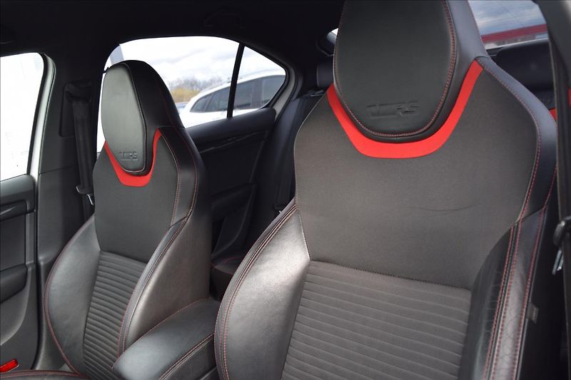 Škoda Octavia 2,0 TDI 135KW RS PO ROZVODECH - fotka 14 z 50