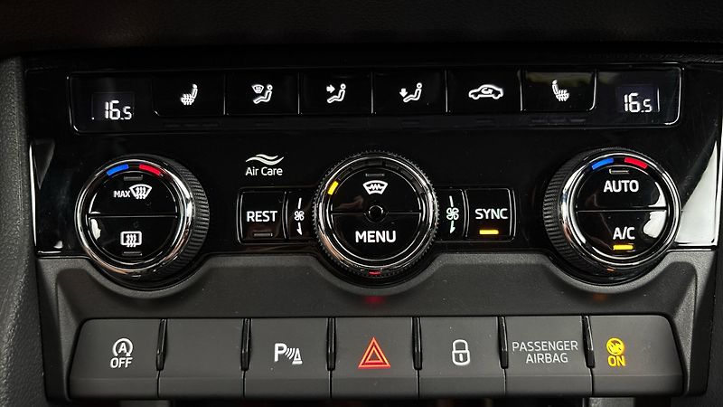 Škoda Kodiaq 2.0 TDI DSG 4x4 Sportline - fotka 13 z 29