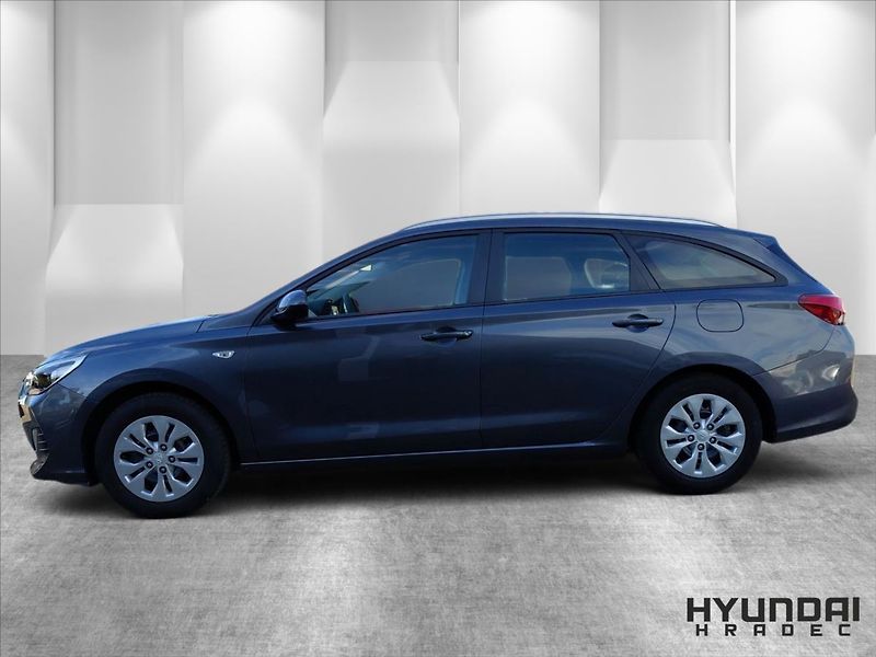 Hyundai i30 1,4   1.4CVVT Start Plus - fotka 8 z 22