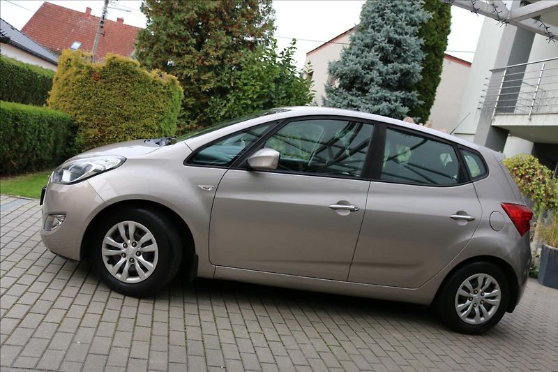 Hyundai ix20 1,6 91kW,1 majitel ČR,Tažné - fotka 7 z 31