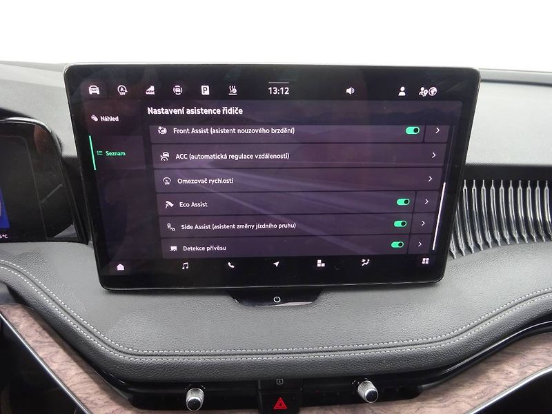 Škoda Superb (2025) 2,0TDi /142kW 4x4 DSG L&K - fotka 6 z 30