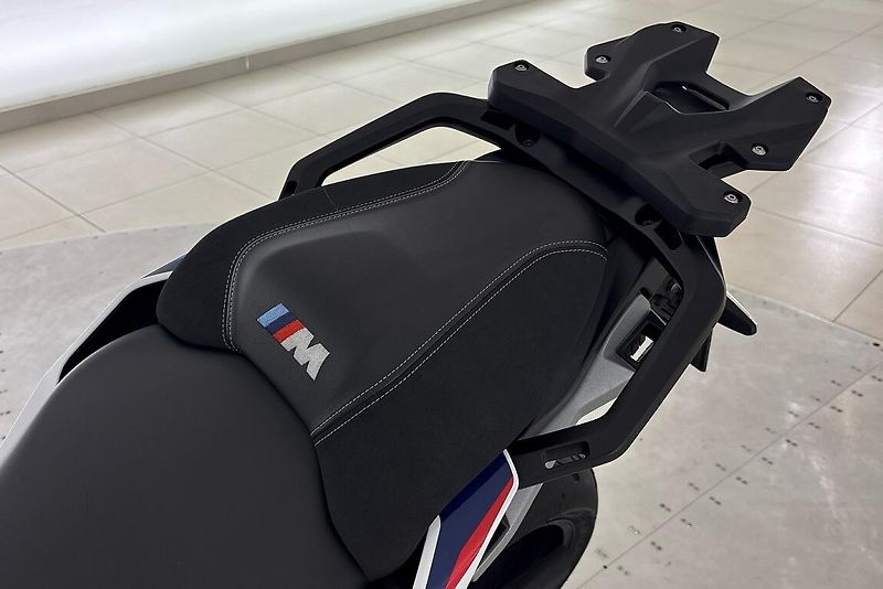 BMW S 1000 XR - fotka 9 z 13