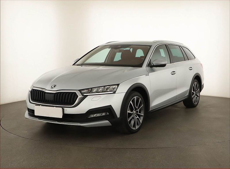 Škoda Octavia (2021) Scout 2.0 TDI - fotka 2 z 16