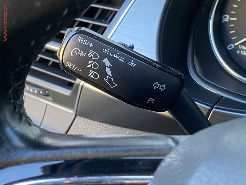 Škoda Fabia (2015) 1.2 TSi, Style, AC, park - fotka 13 z 18