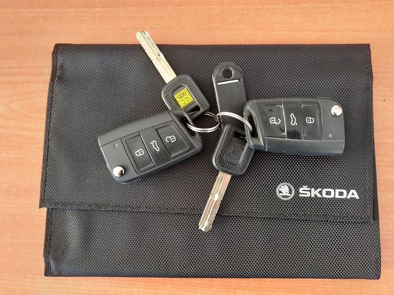Škoda Fabia (2021) KOMBI 1.0 TSi STYLE - fotka 31 z 36