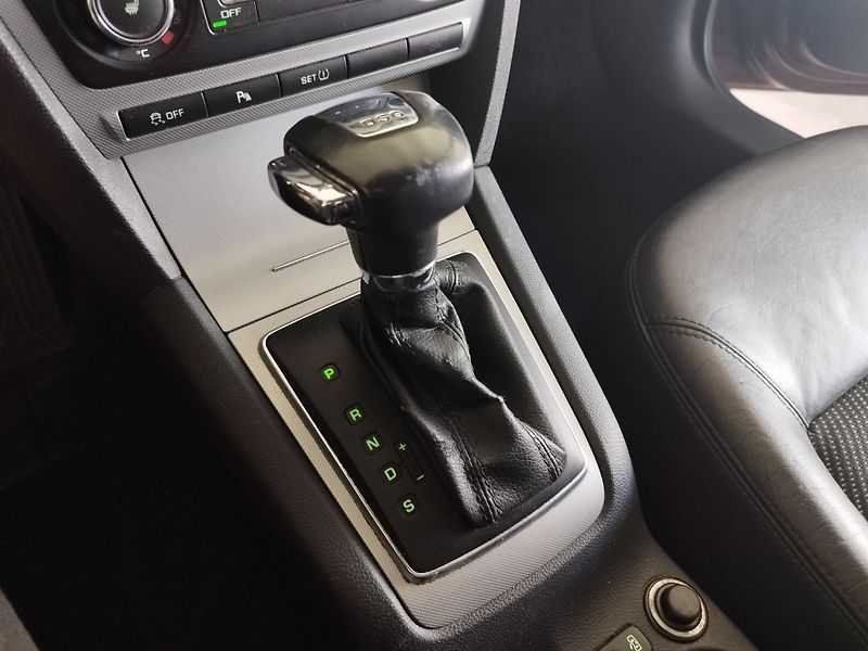Škoda Octavia (2010) 1,6TDI,77KW,DSG,ALU,NAVI - fotka 22 z 29