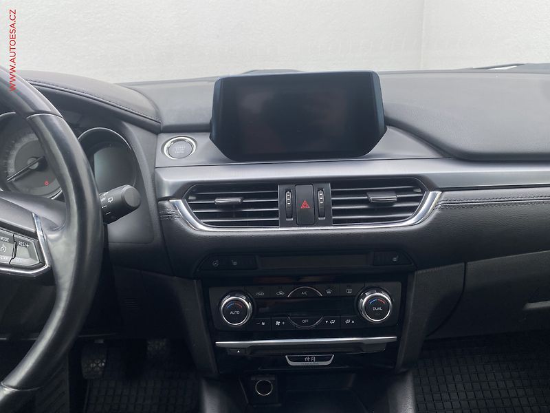 Mazda 6 (2017) 2.0, Nakama, LED, kamera - fotka 12 z 19