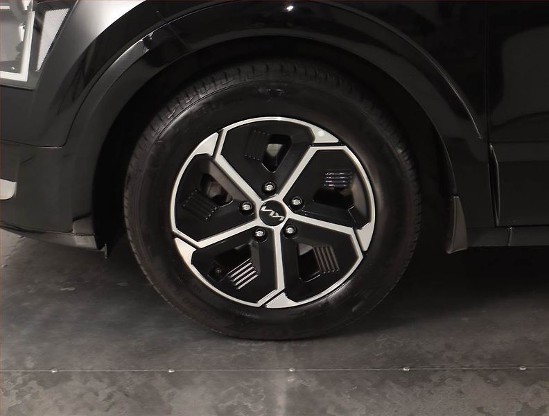 Kia Niro (2023) Hybrid, Nízké provozní náklady - fotka 14 z 23