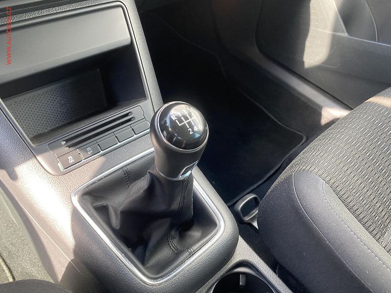 Volkswagen Tiguan (2013) 1.4 TSi, Sport, bixen, +kola - fotka 16 z 17