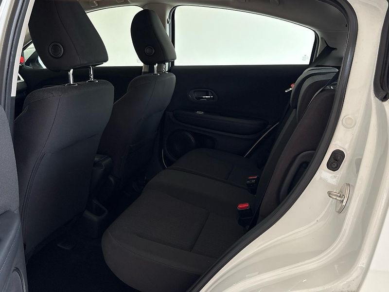 Honda HR-V (2018) 1.5 VTEC Comfort - fotka 7 z 29