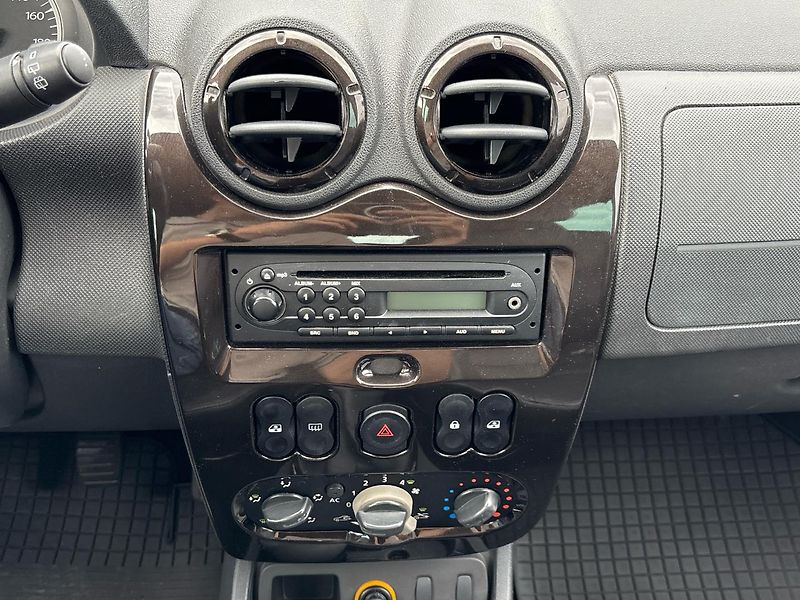 Dacia Duster Arctica - fotka 12 z 20
