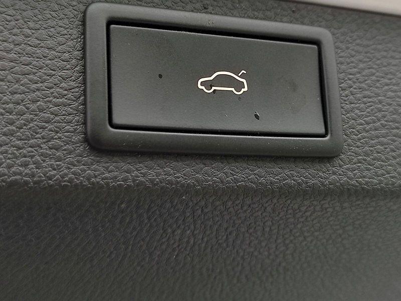 Škoda Karoq (2023) Ambition - Business 2,0 Tdi 85 - fotka 36 z 38