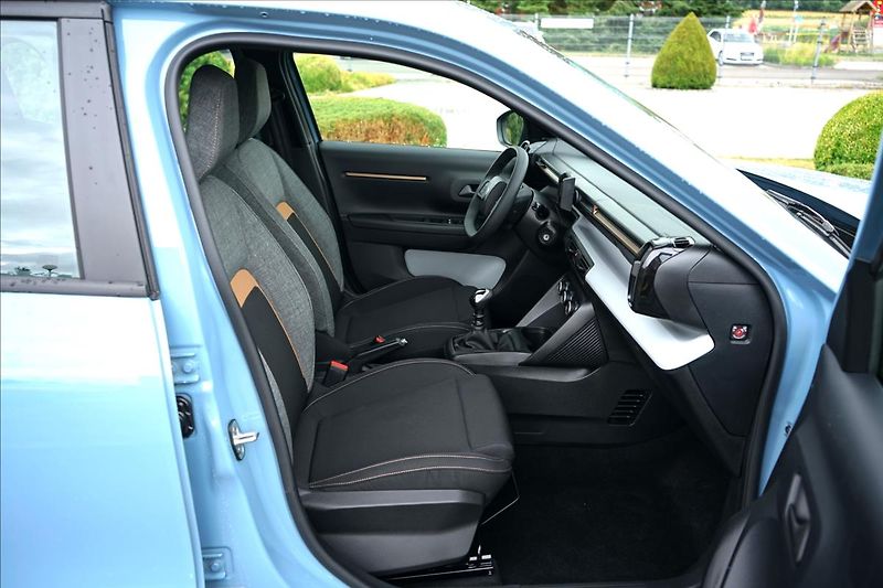 Citroën C3 Aircross (2026) 1,2 Turbo 100k Manual YOU - fotka 11 z 19