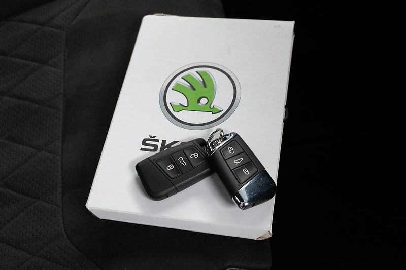 Škoda Kodiaq 1.5 TSI SPORTLINE*DSG*DPH*ČR 1 - fotka 37 z 43