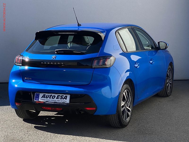 Peugeot 208 (2019) 1.2PT, Allure, AT, navi - fotka 4 z 18