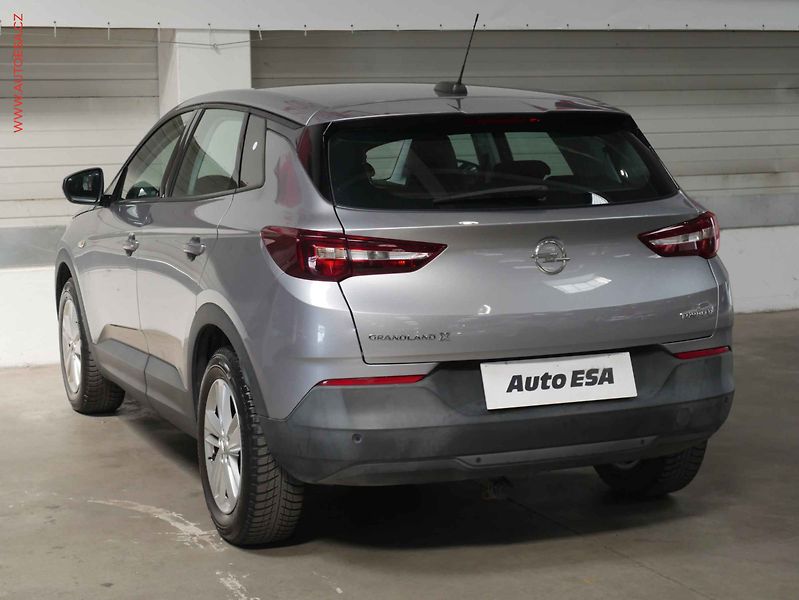 Opel Grandland X (2018) 1.6CDTi, LED - fotka 4 z 22