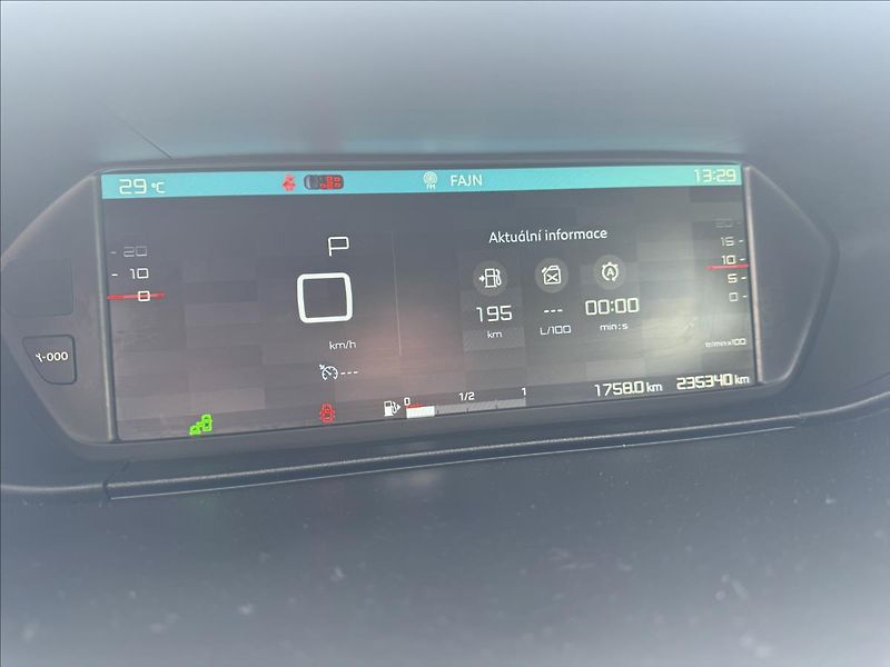 Citroën C4 Picasso 2,0 HDi 110kW,Automat,8.Míst - fotka 16 z 19
