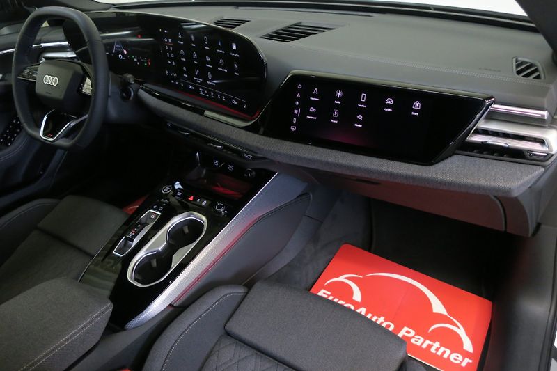 Audi A6 (2026) Avant 2,0TDI Quatt. S-t. S lin - fotka 39 z 50