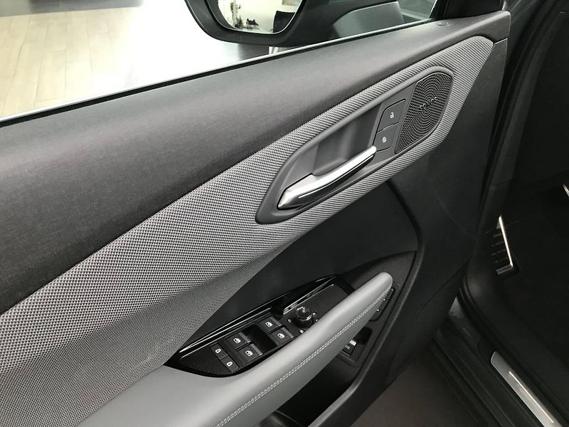 Audi Q3 quattro ST7 2,0TFSI - fotka 12 z 20