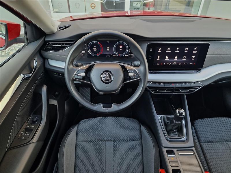 Škoda Octavia 2.0TDI Style Combi,ČR,1.Maj. - fotka 12 z 49