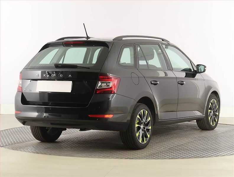 Škoda Fabia (2021) Ambition 1.0 TSI, Tempomat - fotka 5 z 22