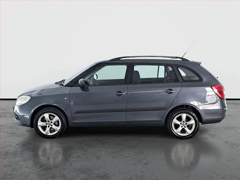 Škoda Fabia (2009) 1.9 TDI, Tempomat - fotka 3 z 15