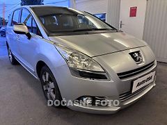 Peugeot 5008 (2010) 1.6 HDi, AC, tempo - fotografie inzerátu