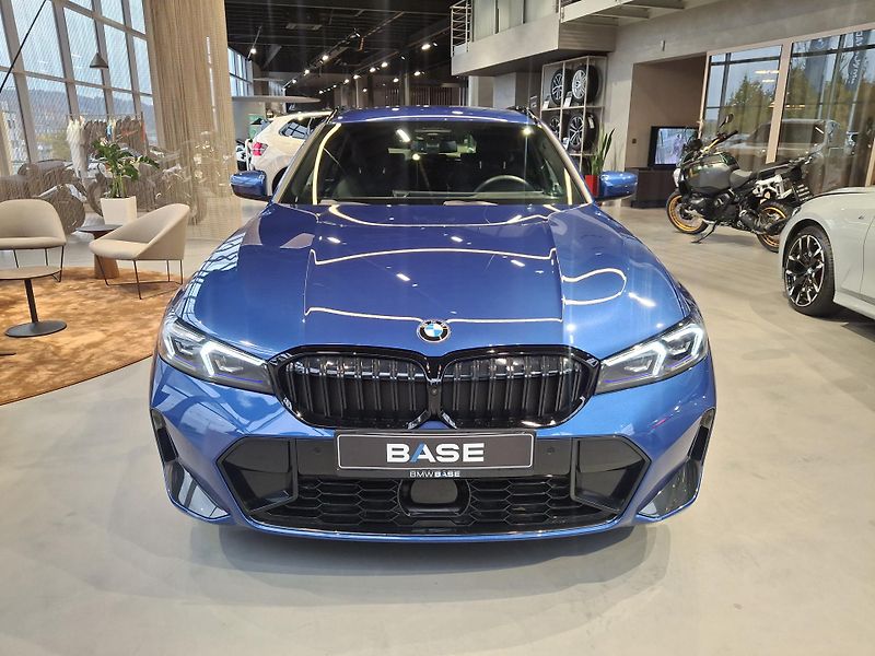 BMW Řada 3 320d xDrive Touring M-Sport - fotka 2 z 29